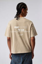 PTW Signature Tee Camel - detail close-up, premium camel colourway